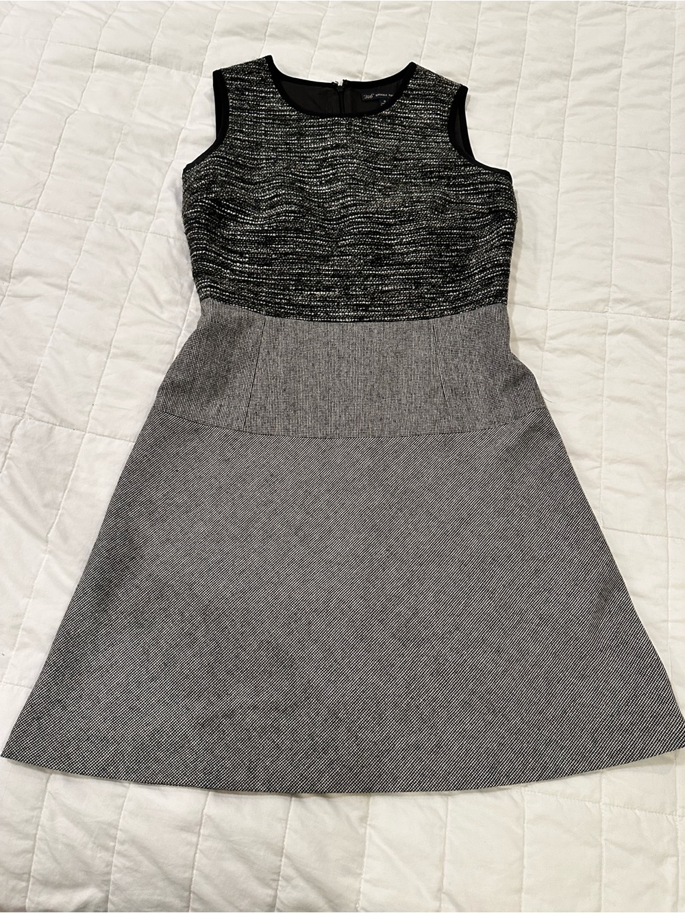 Brooks Brothers Black and Gray Sleeveless A-Line Dress